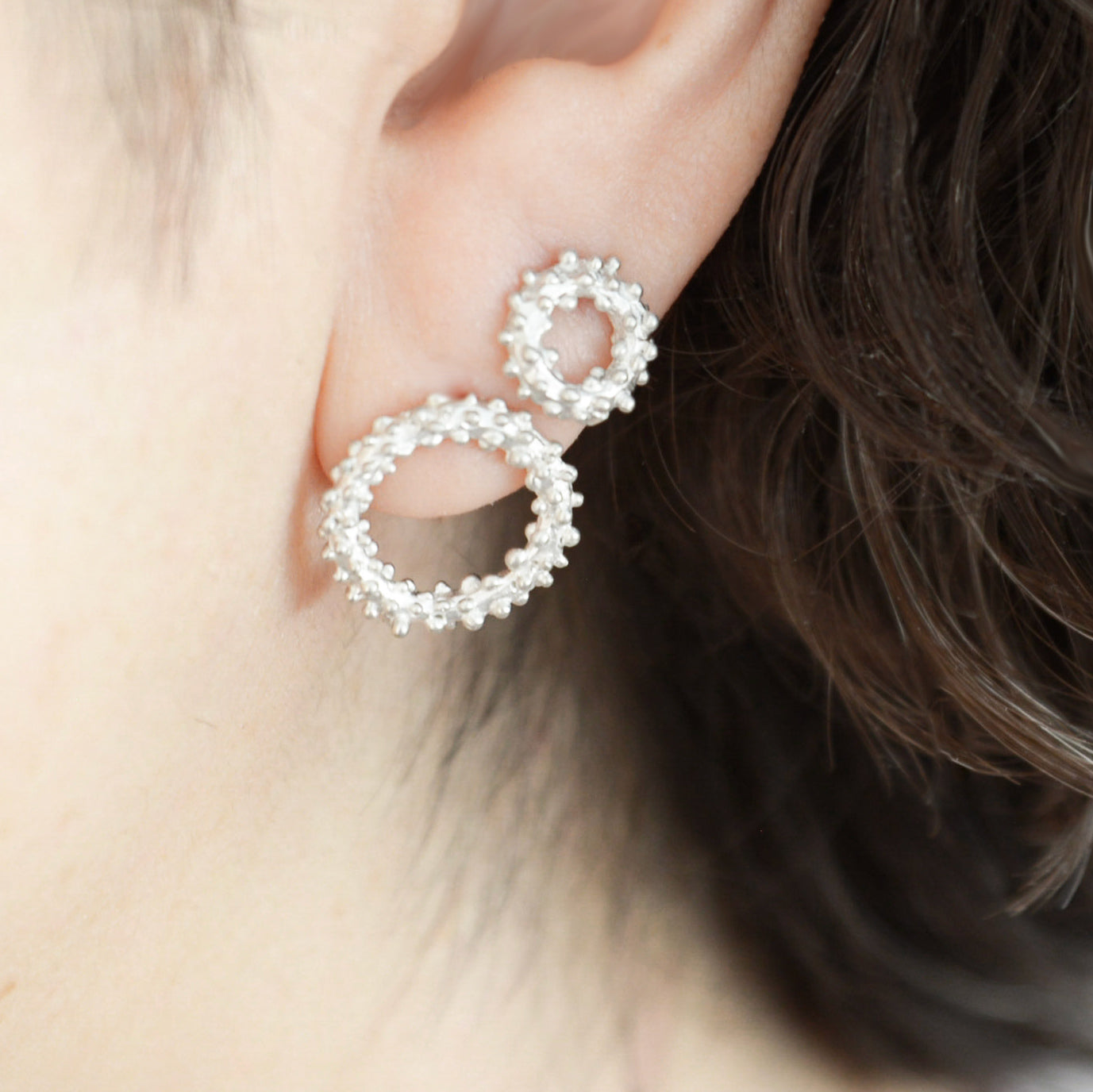 Sasayaki - Asymmetric earrings circle