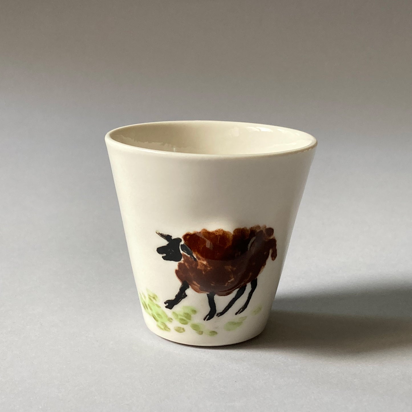 Espresso cup with sheep